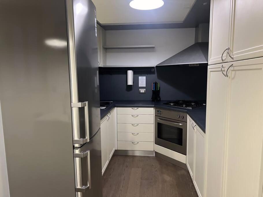 Florence Place Apartment มิลาน ภายนอก รูปภาพ