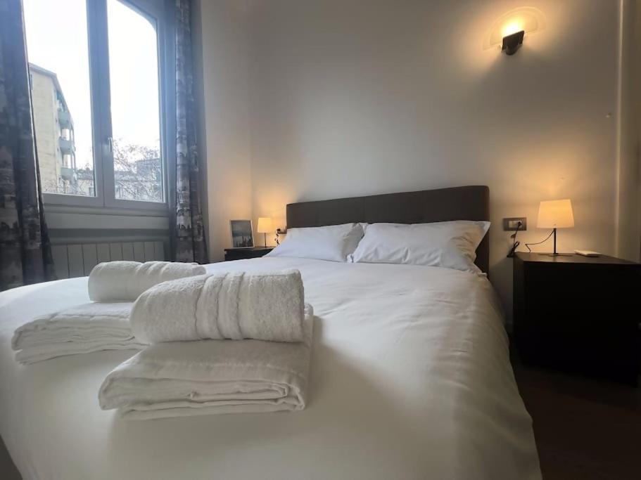 Florence Place Apartment มิลาน ภายนอก รูปภาพ