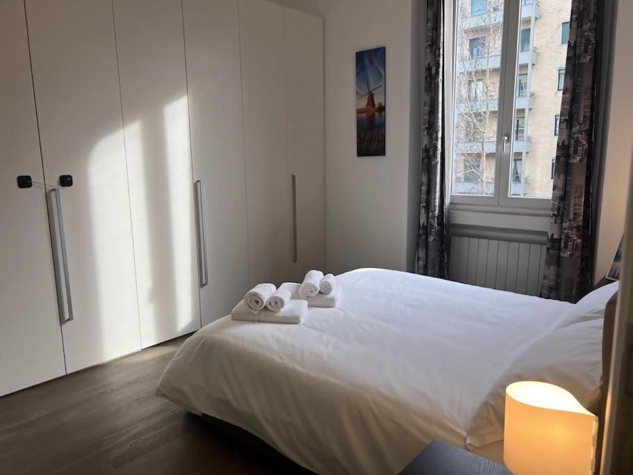 Florence Place Apartment มิลาน ภายนอก รูปภาพ